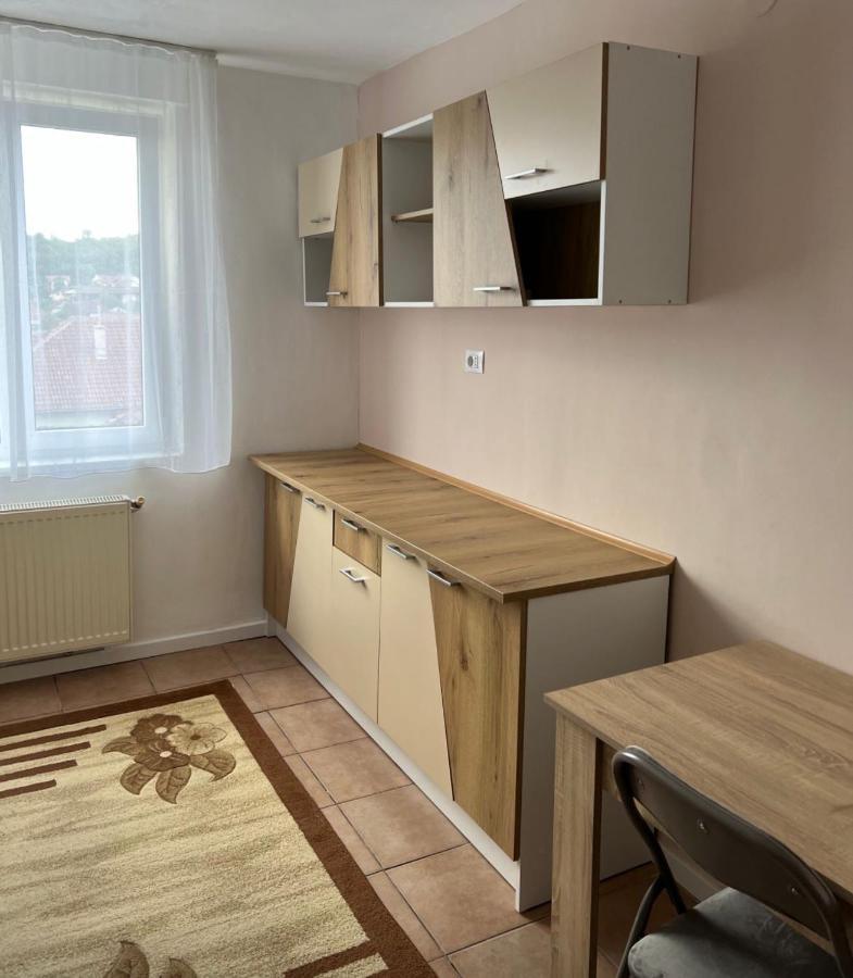 Apartamento Apartament Centru Râmnicu Vâlcea Exterior foto