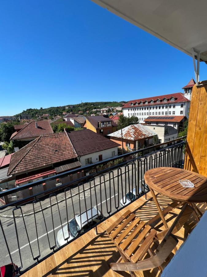 Apartamento Apartament Centru Râmnicu Vâlcea Exterior foto